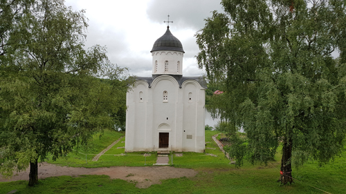 Церковь Св. Георгия в Старой Ладоге Церковь Св. Георгия в Старой Ладоге