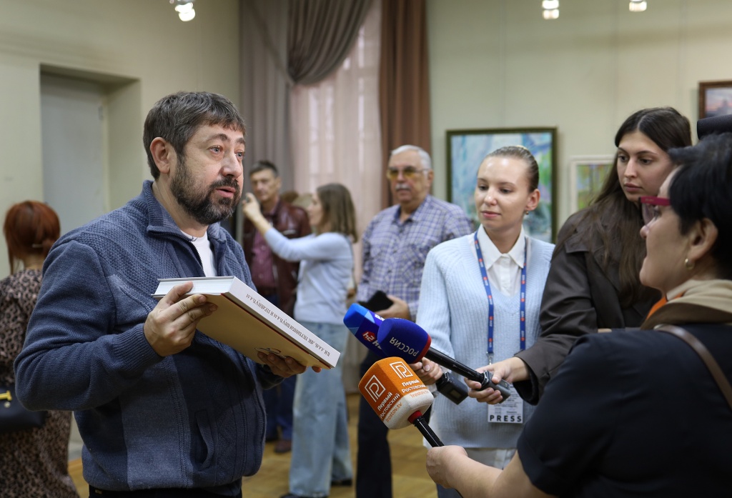 Вместе — путь к миру, Музей, афиша,живопись,картины,выставки,художники. Ростов-на-Дону