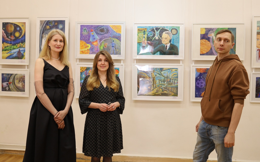 Буду ждать тебя на орбите, Музей, афиша,живопись,картины,выставки,художники. Ростов-на-Дону